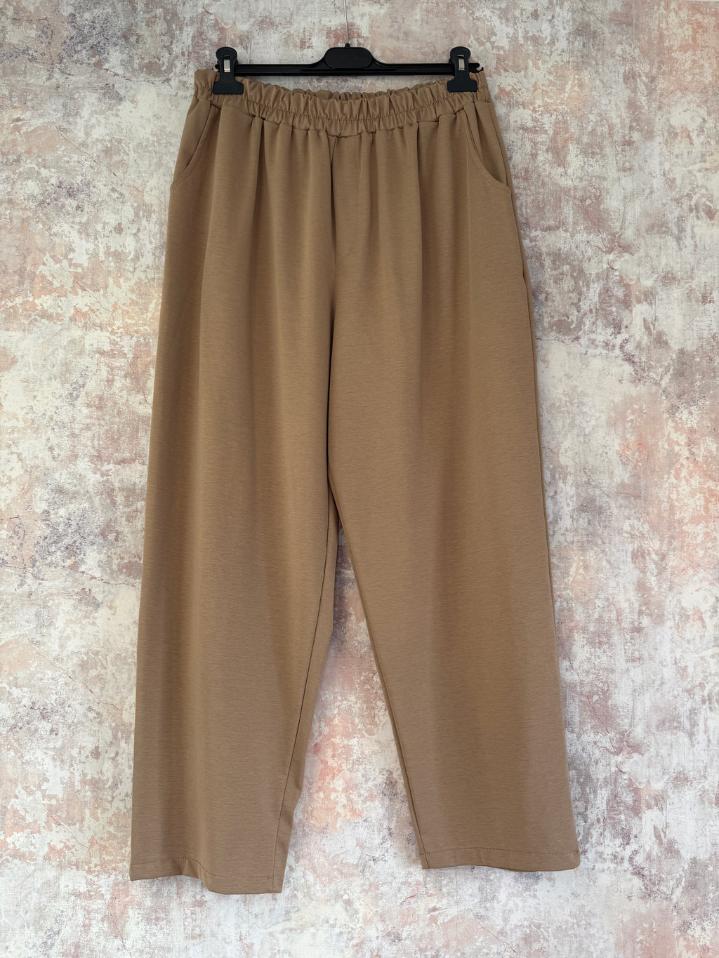 "I can do it all" Stretch Trousers Biscuit