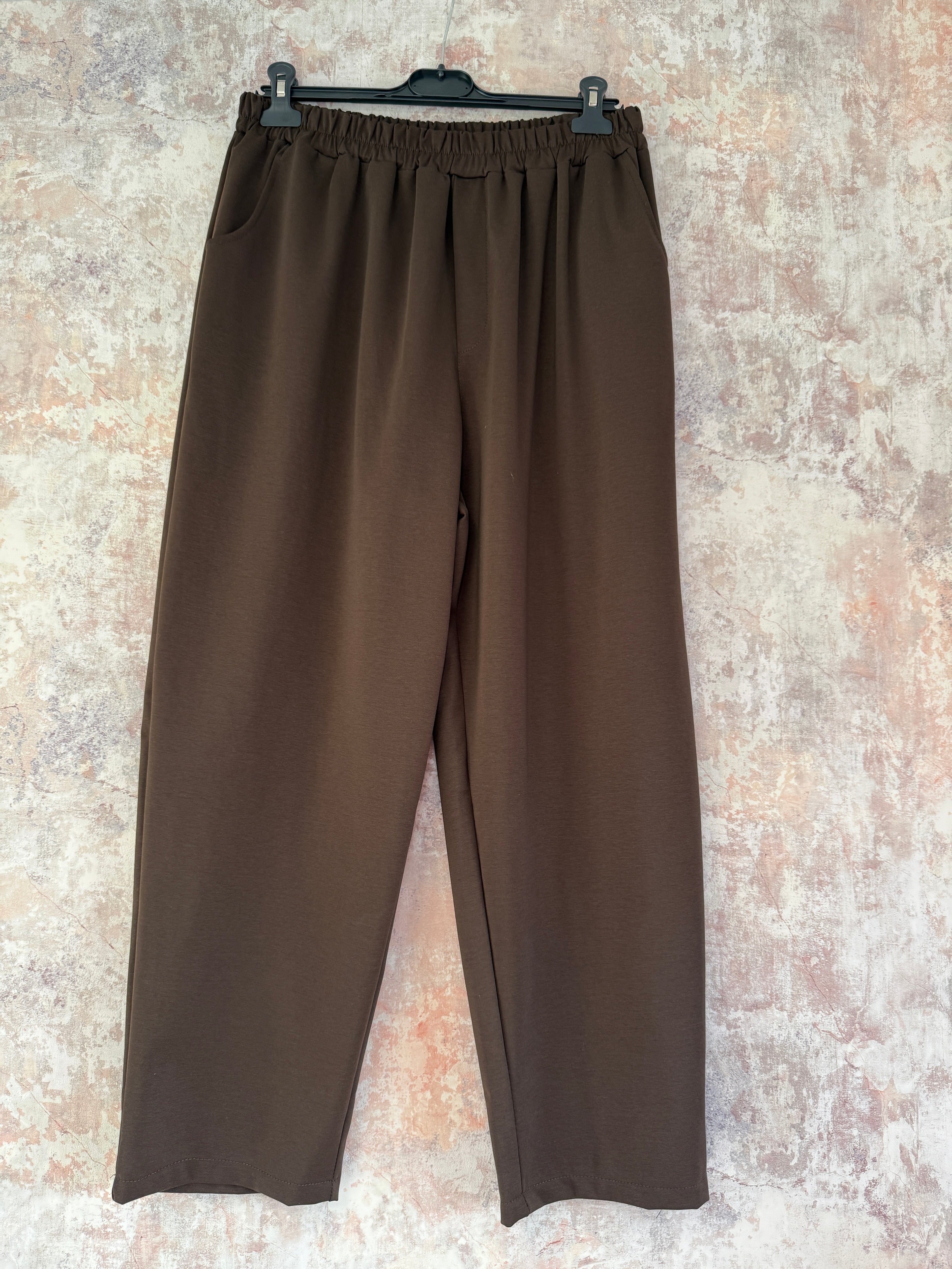 "I can do it all" Stretch Trousers Brown