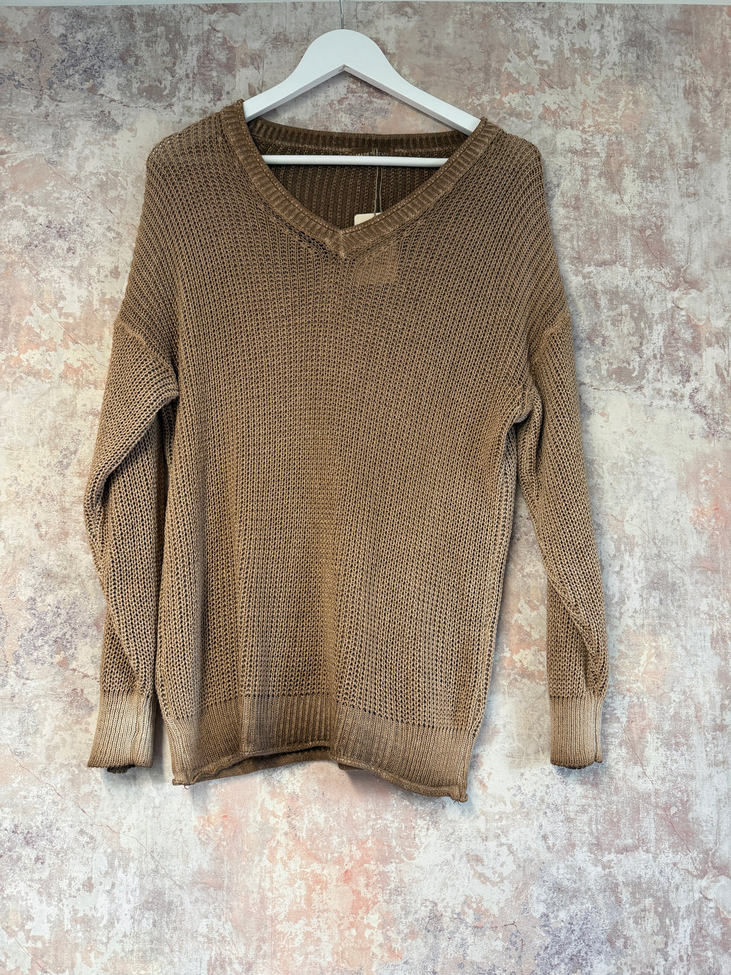 Lightweight V neck Knit Burnt Caramel
