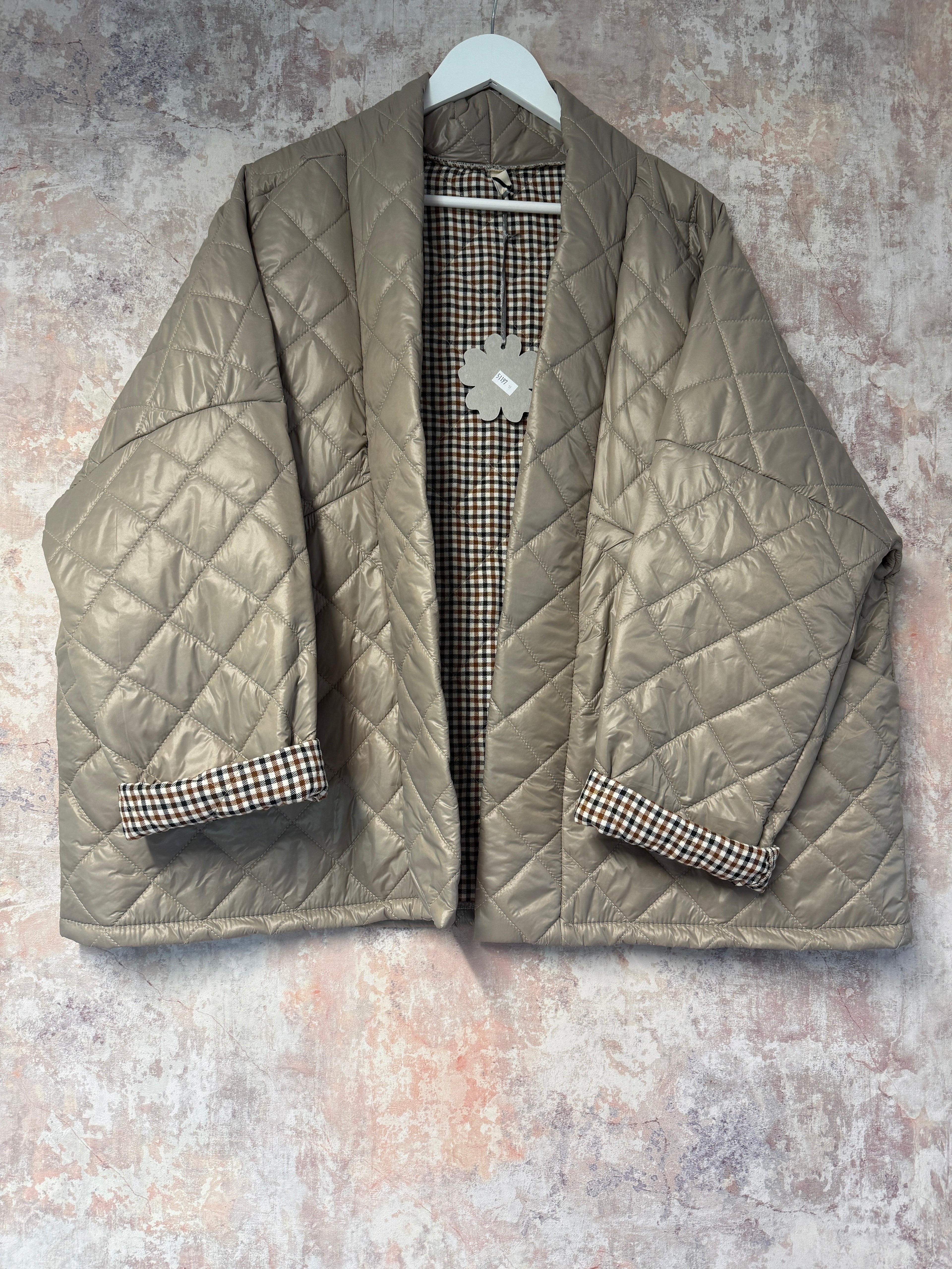Quilted style jacket Taupe