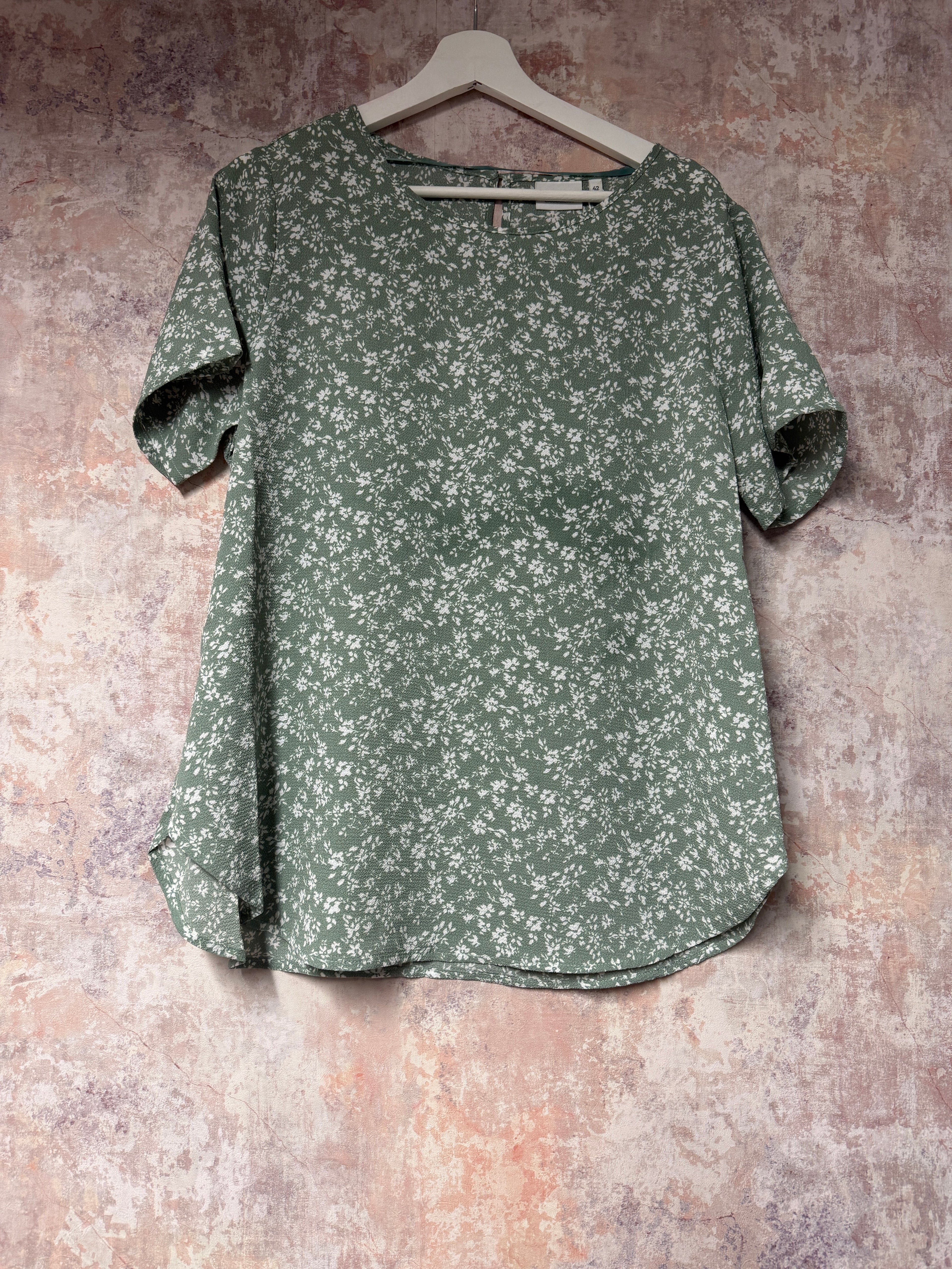 Sage Flower Print Top
