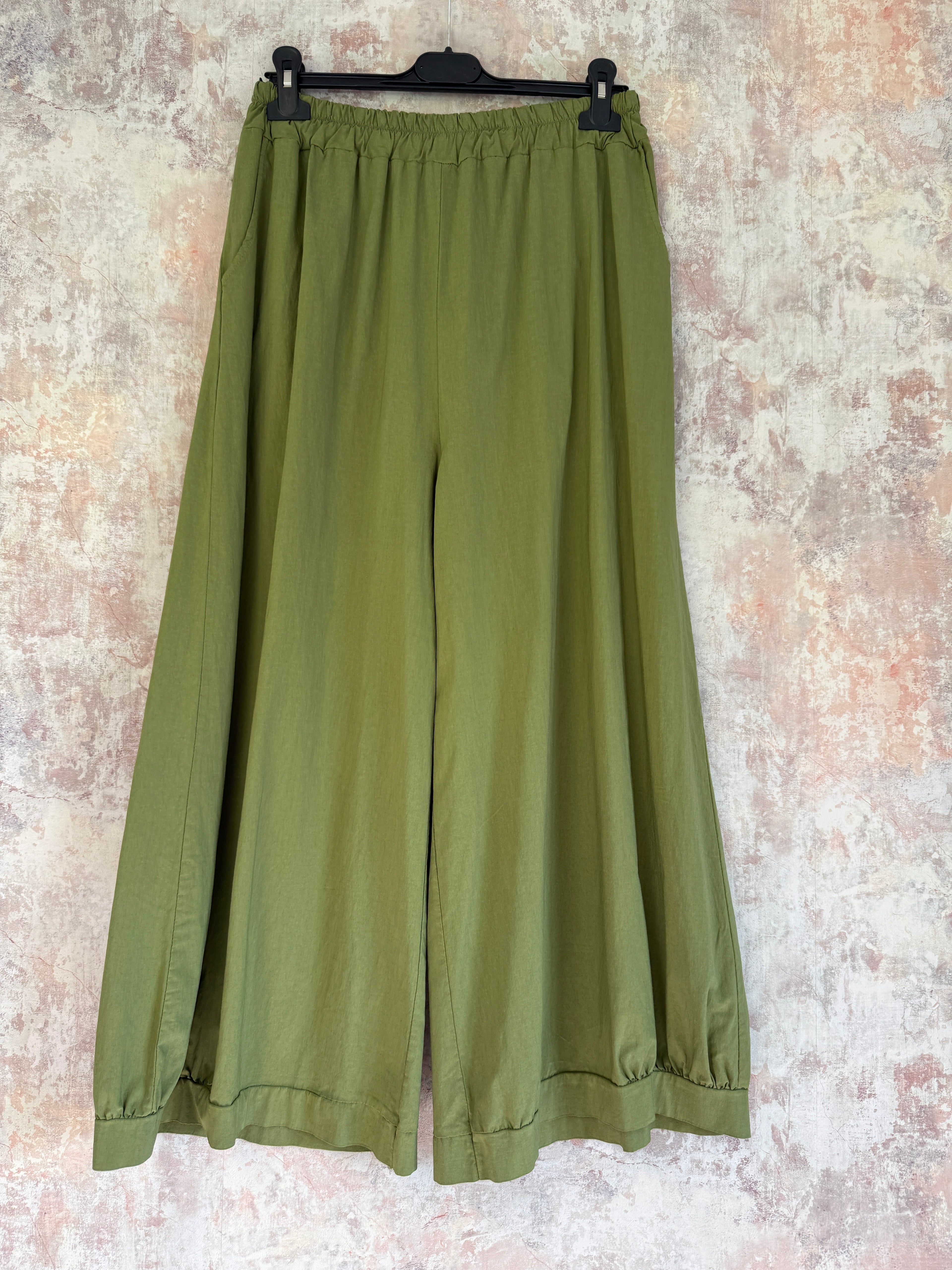 Olive Wide leg trousers