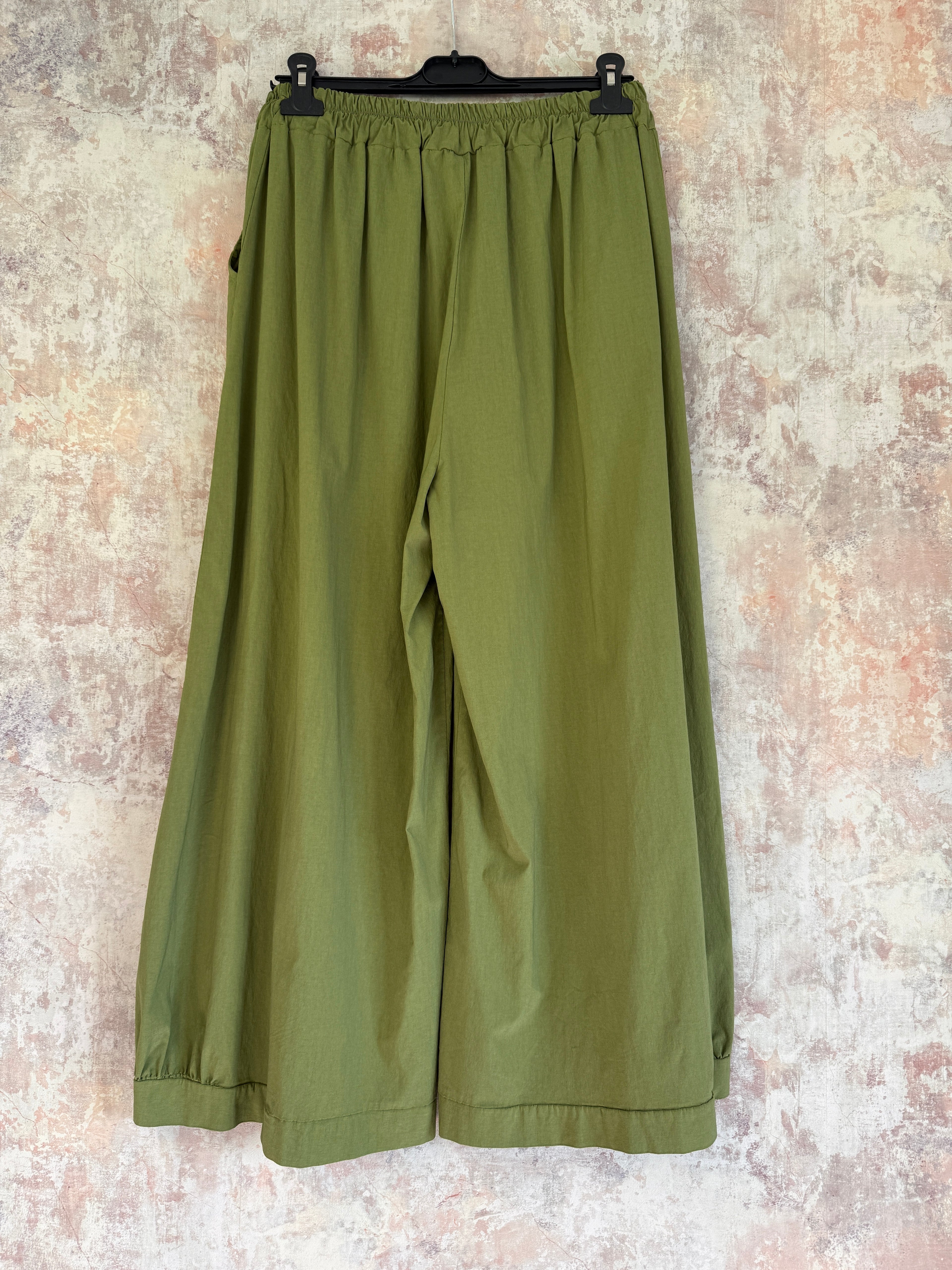Olive Wide leg trousers