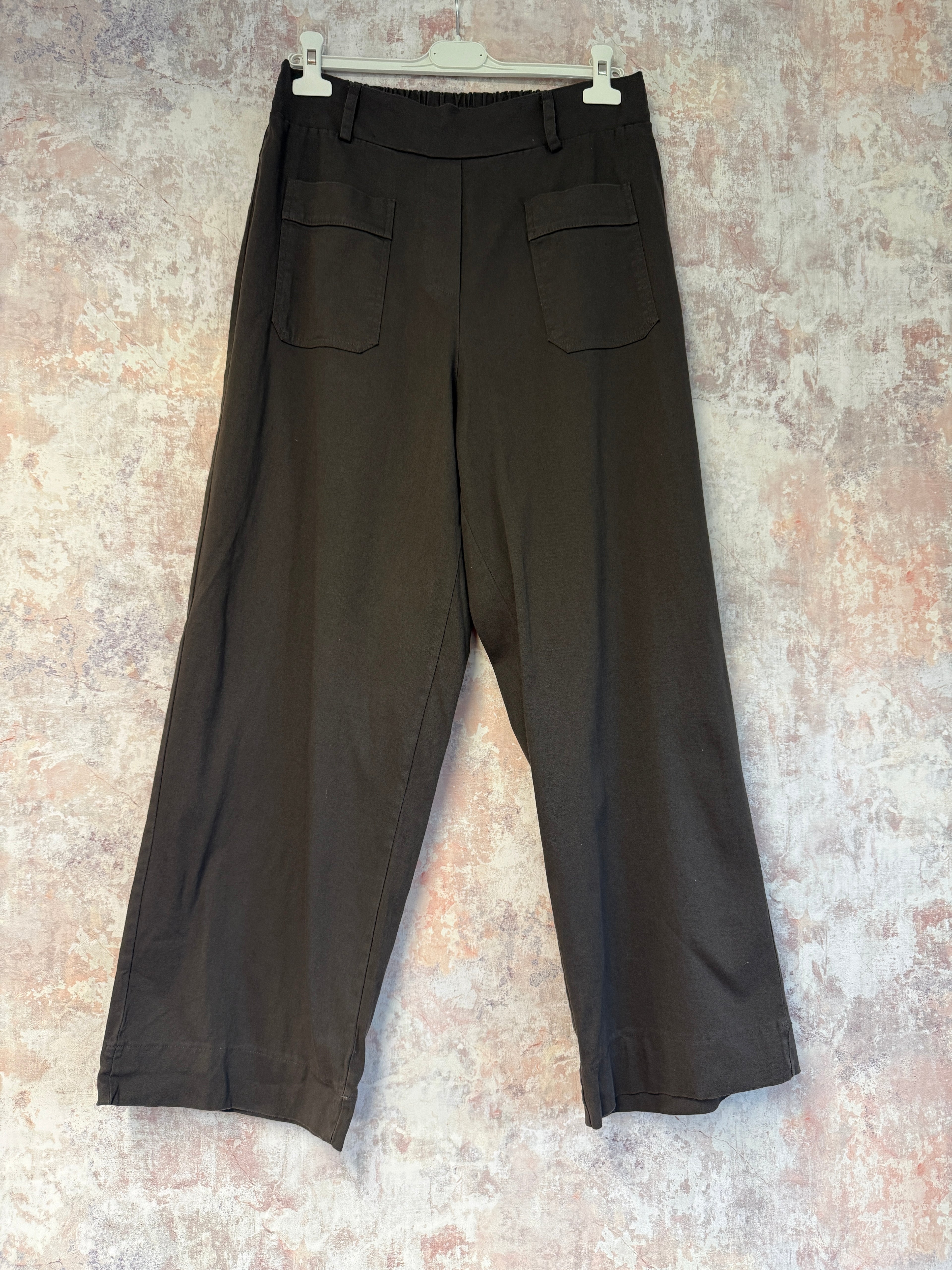 Ankle Grazer Cotton trousers brown