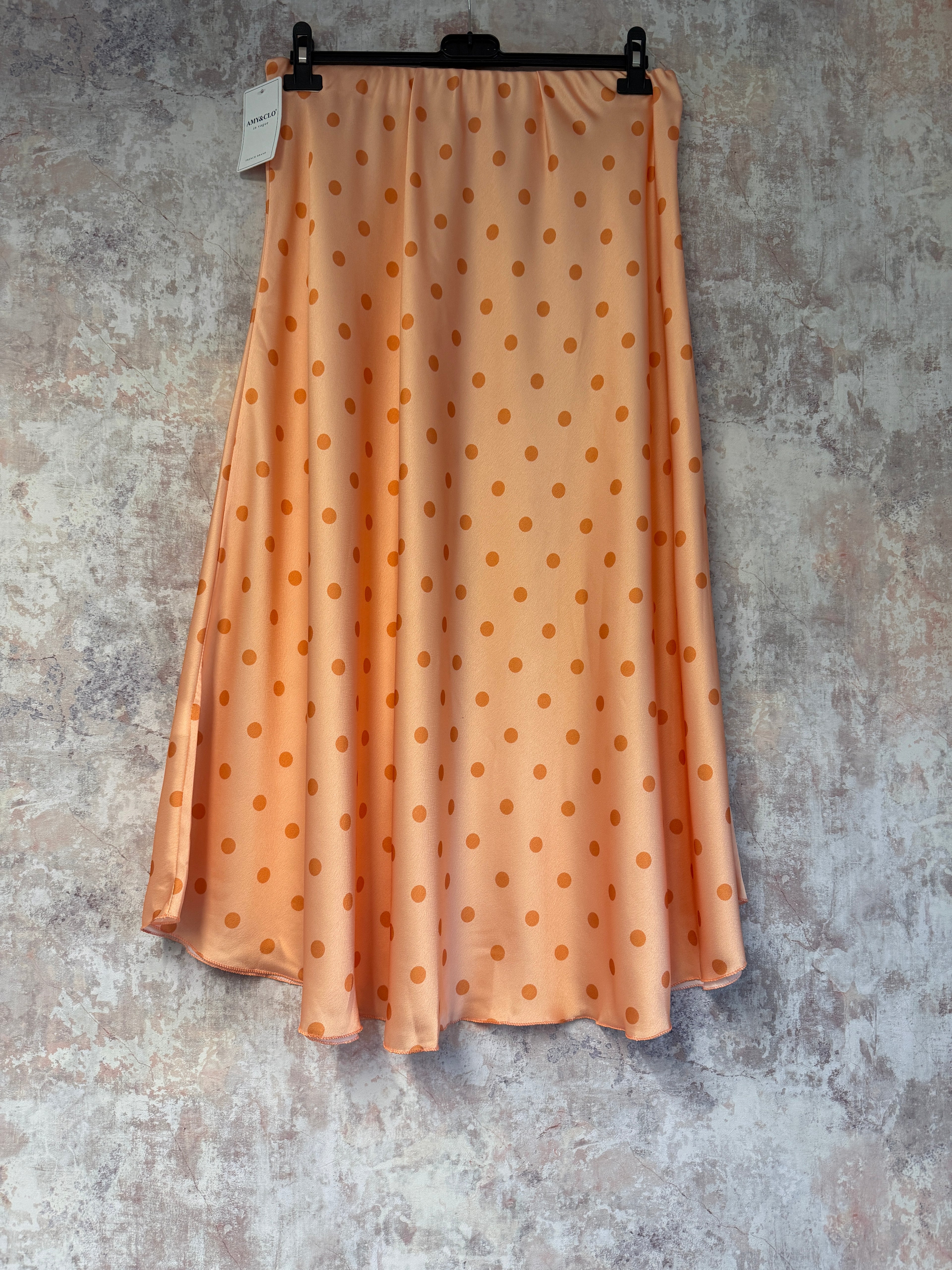 Polka dot skirt Peach