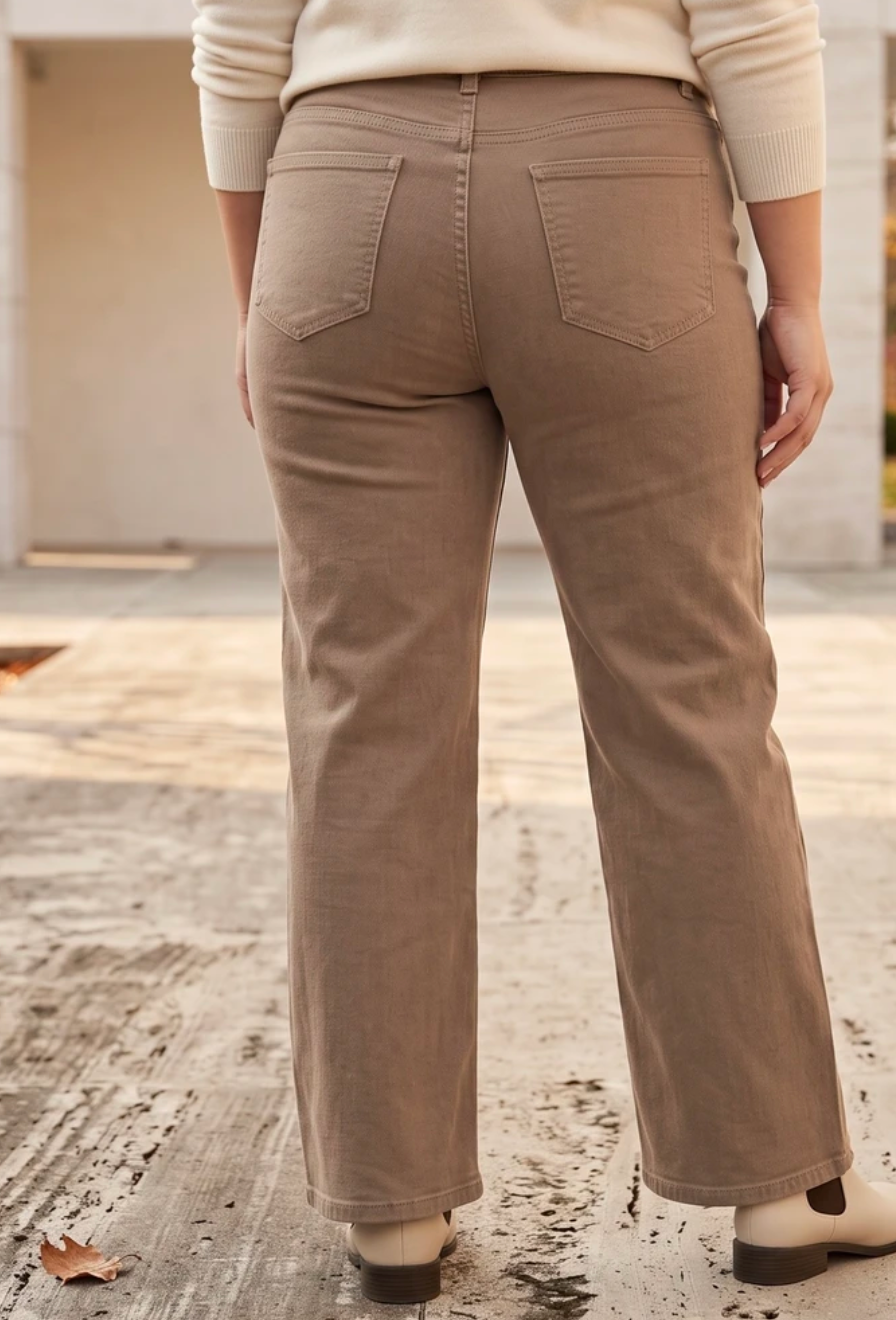Patch Pocket Wide Leg Jeans
