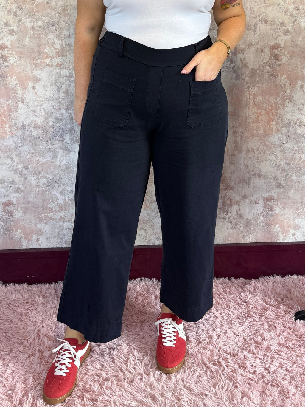 Ankle Grazer Cotton trousers Navy